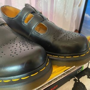 Dr Martens Classic Mary Jane